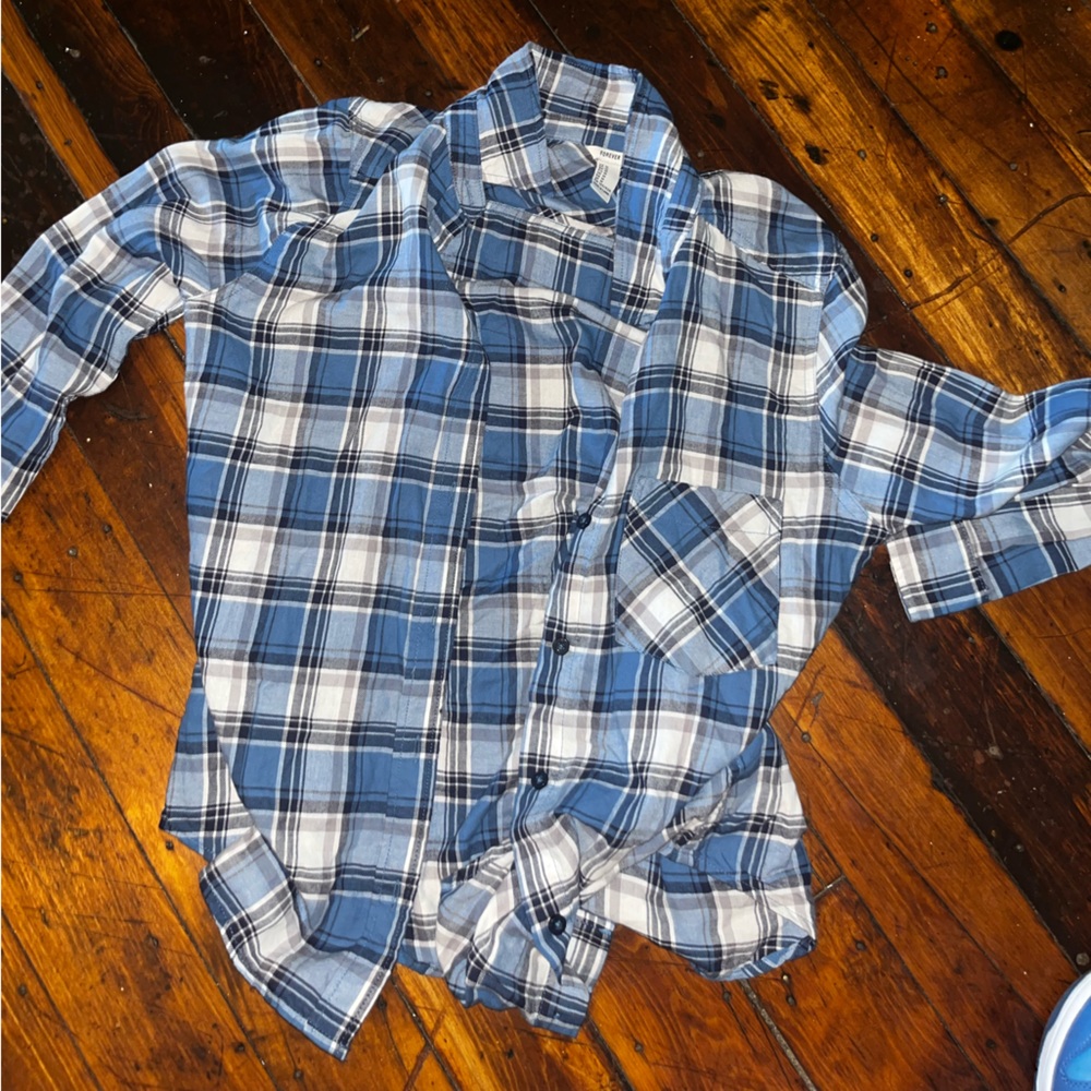 Flannel bundle - Picture 6 of 6